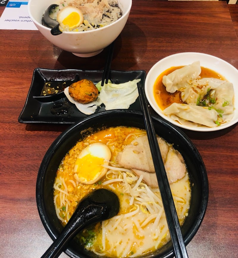Ajisen Ramen tonkotsu with senmiyu