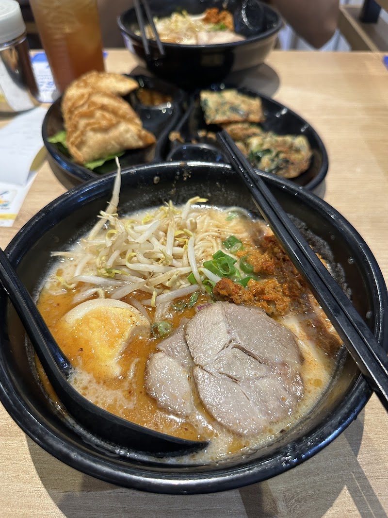 Ajisen Ramen photo 3