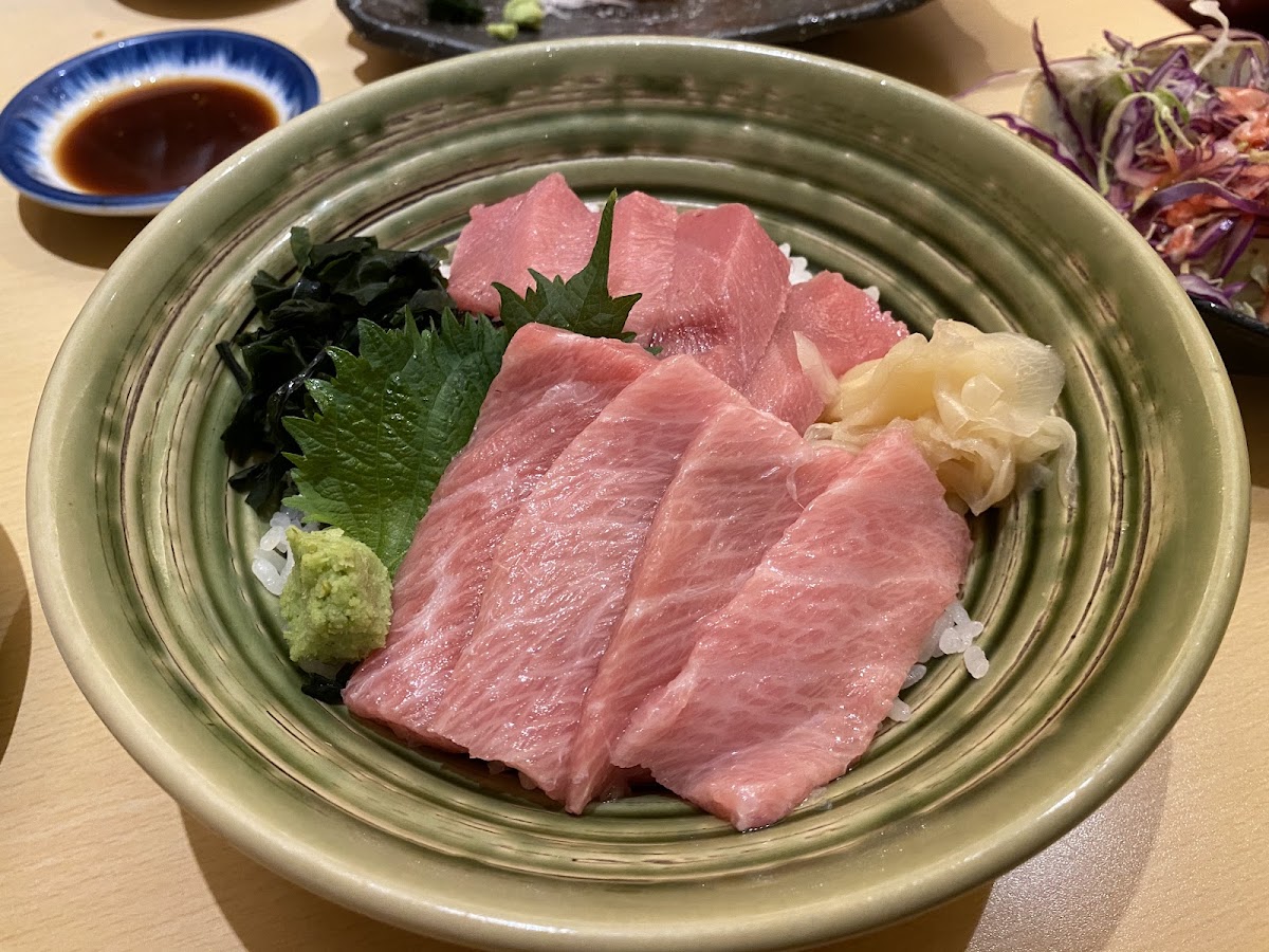 Akashi Japanese Restaurant
