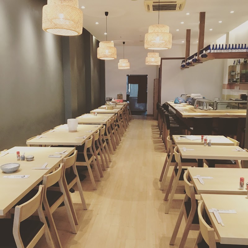 Chikuwa Tei chirashi don thick sashimi