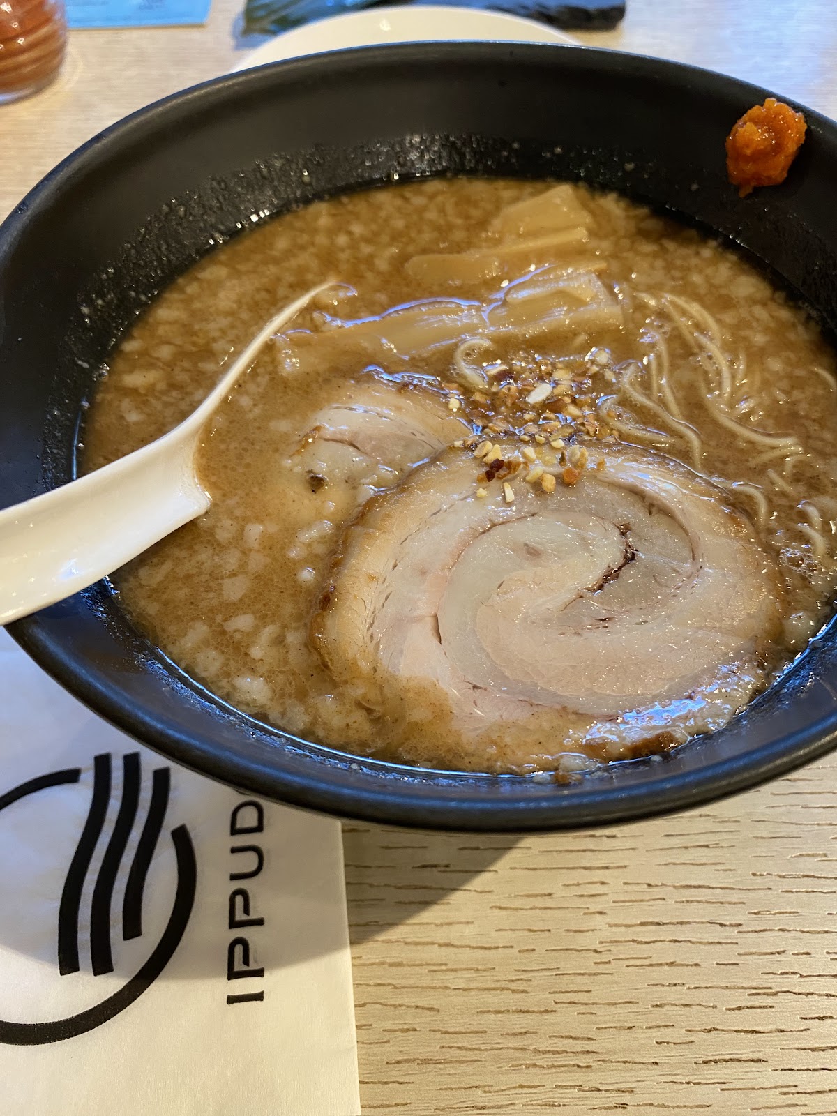 Ippudo ambiance