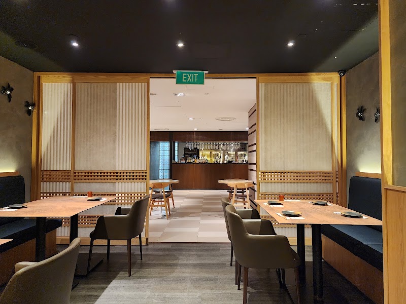 Jinjo charcoal grill counter