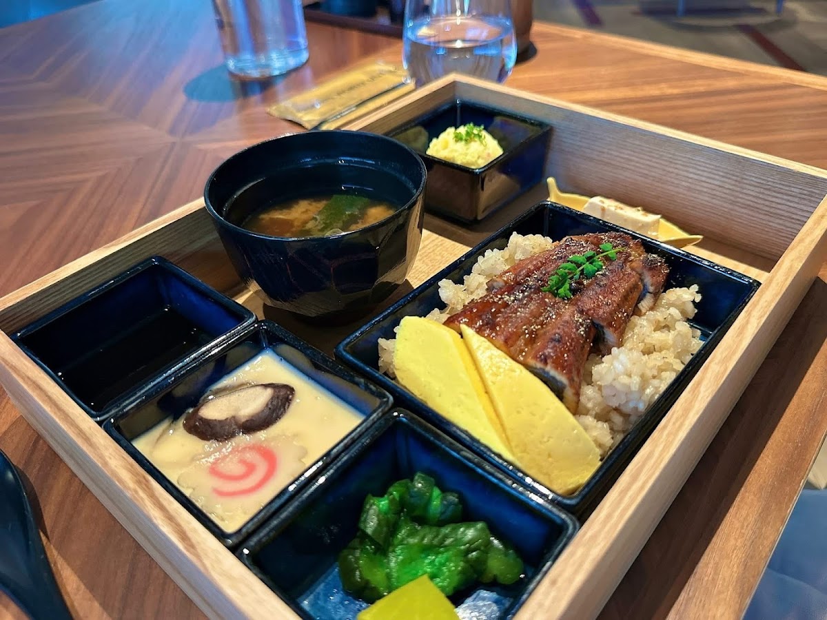 KA-MON Mont Blanc flower dessert