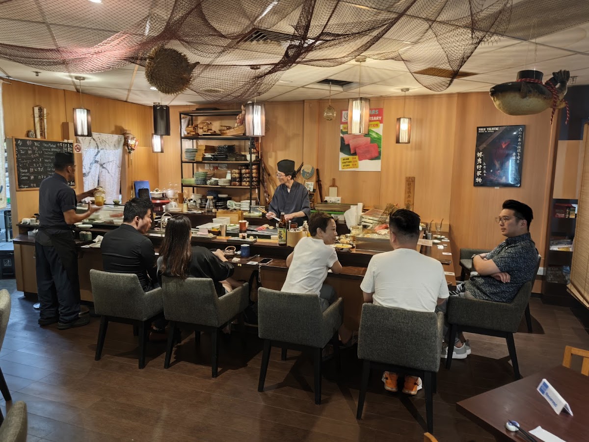 Kan Sushi menu highlight