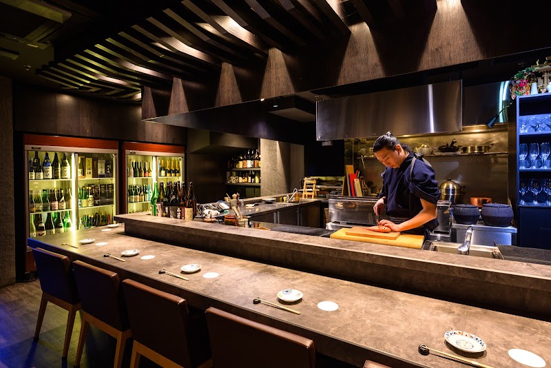 Kemuri charcoal kappo binchotan grilling at Cuppage Plaza