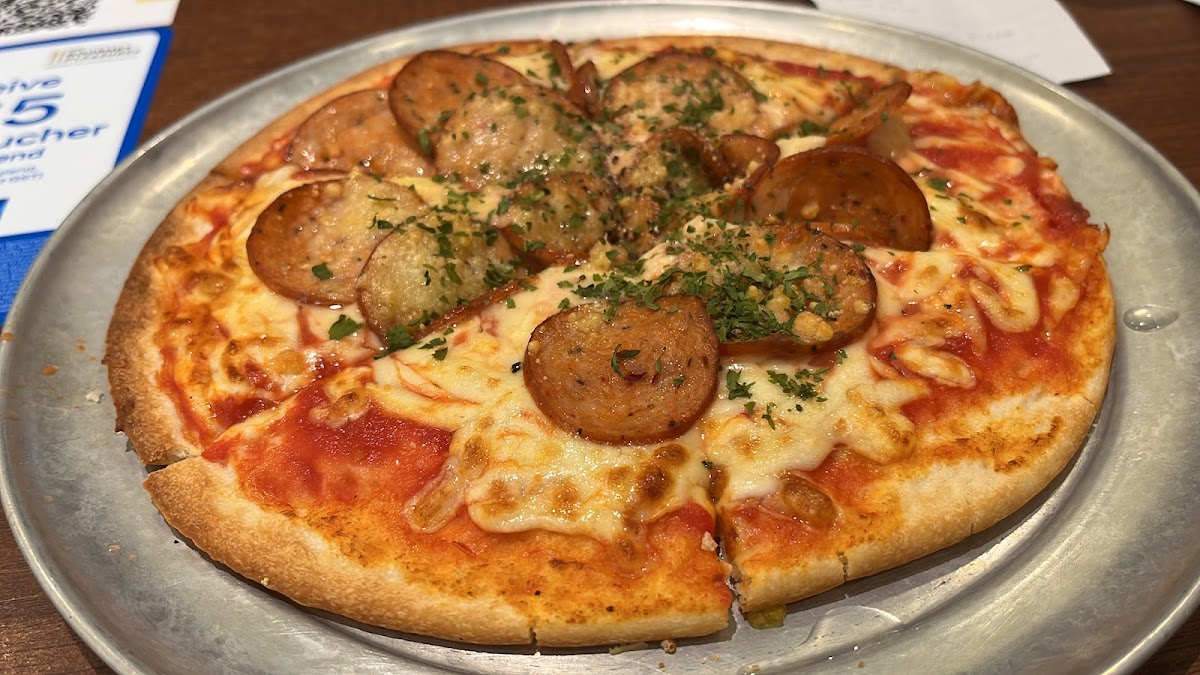 Milan Shokudo Quattro Cheese Pizza