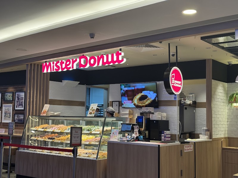 mister-donut atmosphere