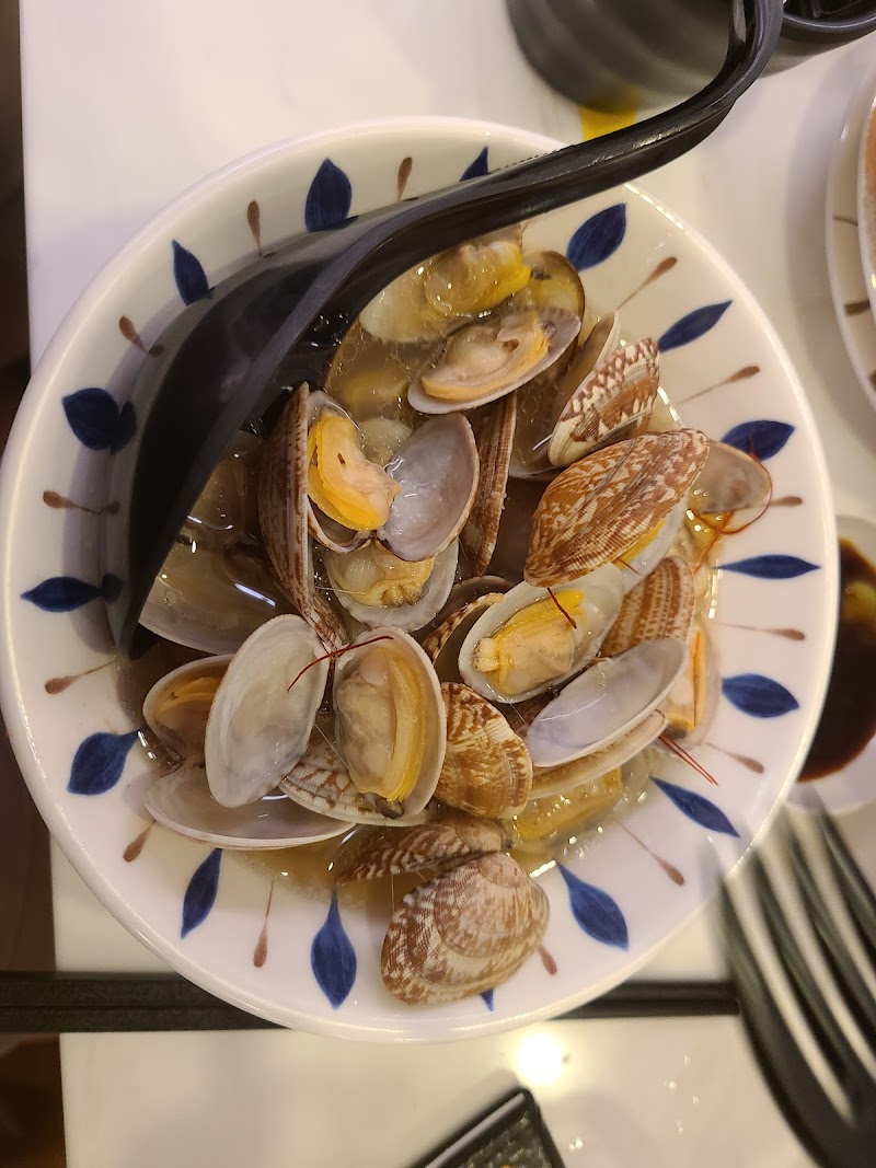 Caramelised Salmon Nigiri