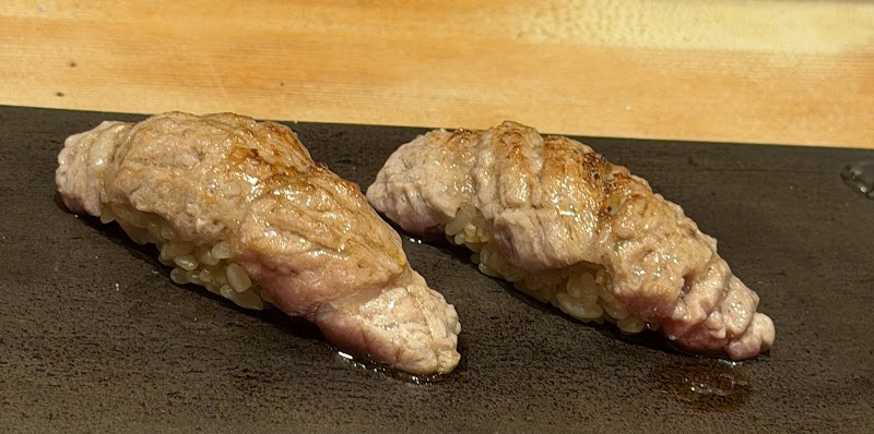 Edomae sushi preparation at Ginza Sushi Ichi