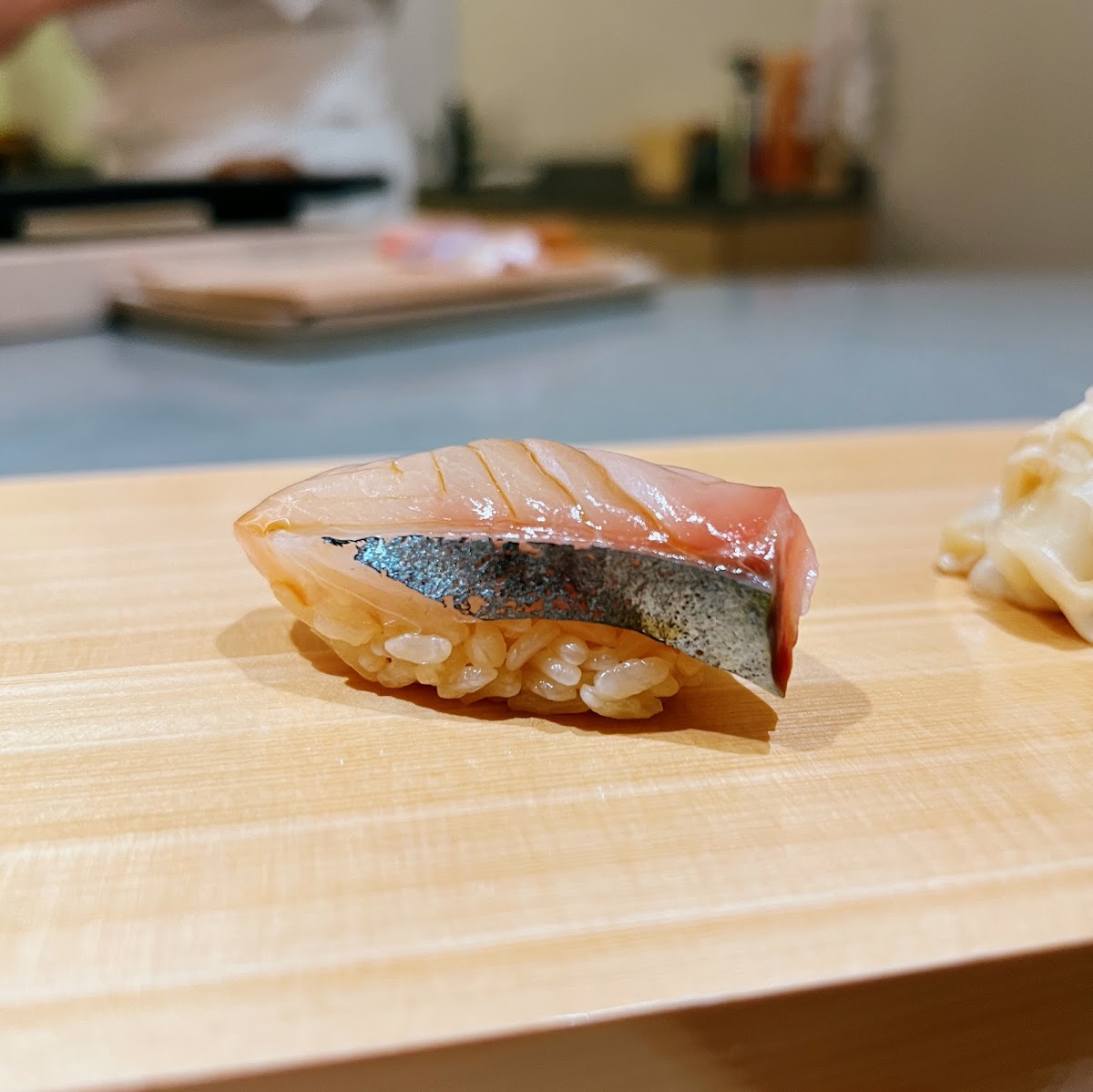 Sushi Muni chef preparation