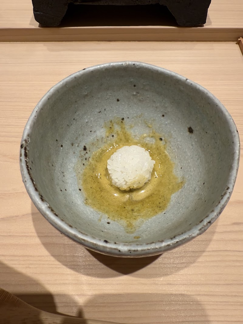 Sushi Sakuta plating