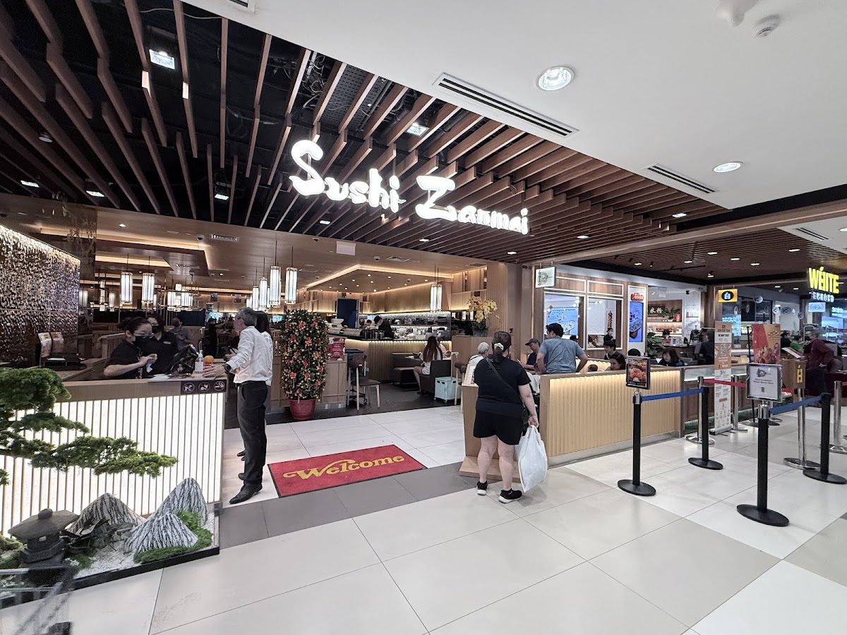 Sushi Zanmai salmon moriawase