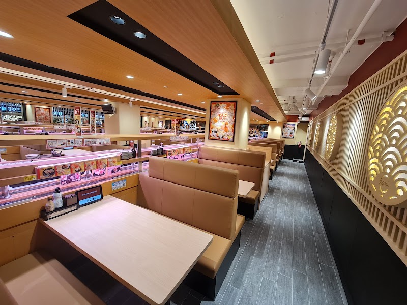 sushiro interior