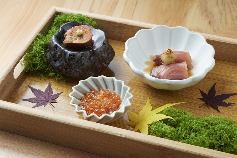 Takahashi zen garden interior with miniature sand garden