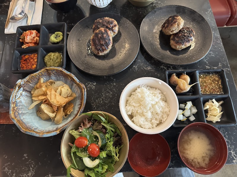 Furano wagyu aburi chirashi don