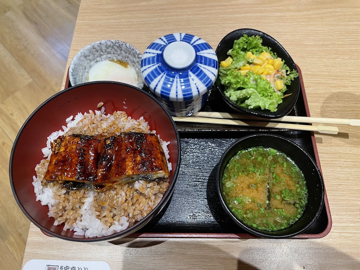 Unatoto chef preparation