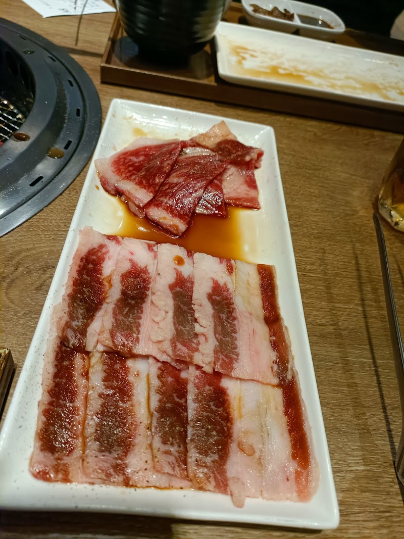 Yakiniku Like interior