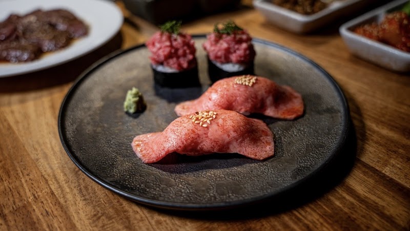 Yazawa 3-second thin-slice wagyu