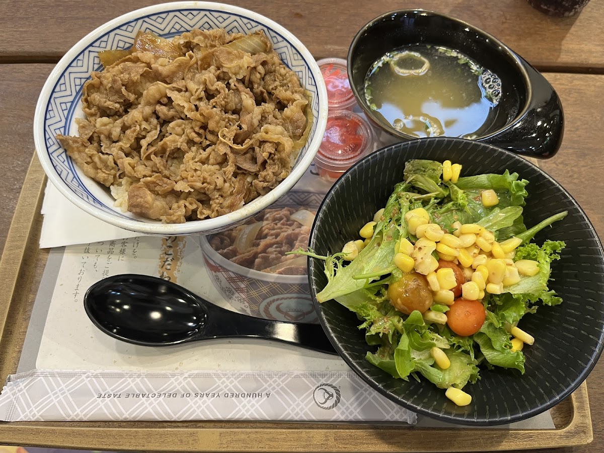 Yoshinoya restaurant front